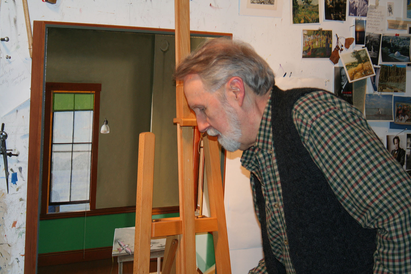 Walter Hatke in studio